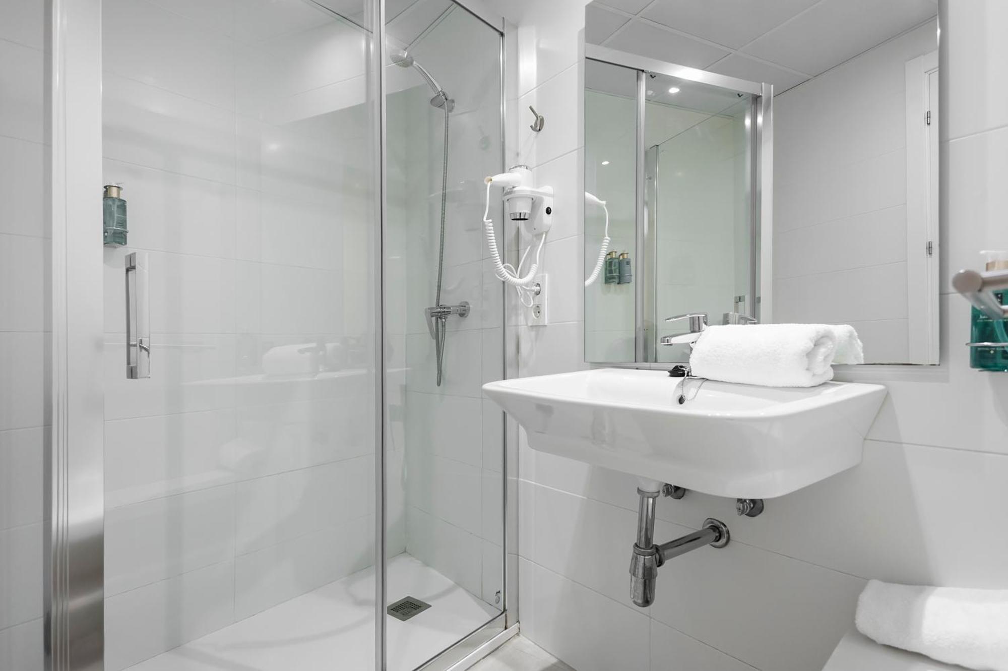 Apartamentos Isabella By Concept Flats Granada Eksteriør billede
